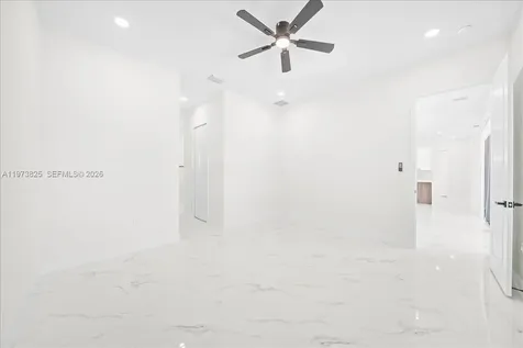 18 NE 11th Lane Cape Coral FL 33909