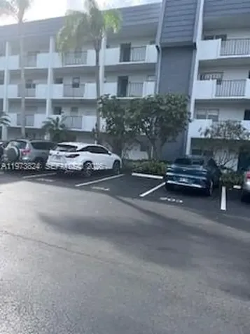 Lauderhill FL 33319