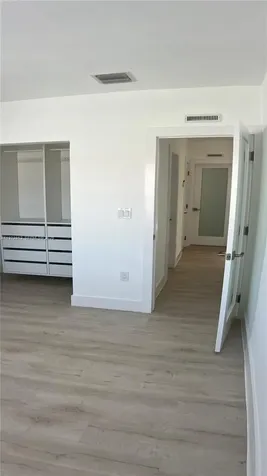 2800 SW 25th Street Miami FL 33133