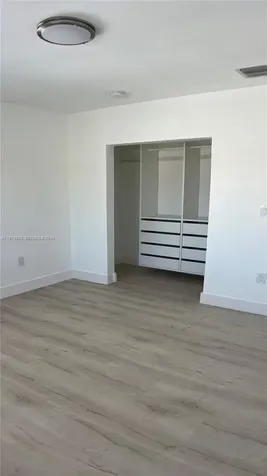 2800 SW 25th Street Miami FL 33133