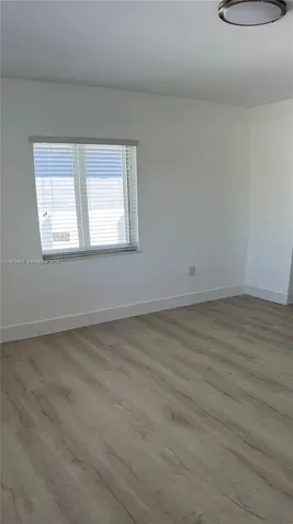 2800 SW 25th Street Miami FL 33133