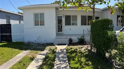 2800 SW 25th Street Miami FL 33133