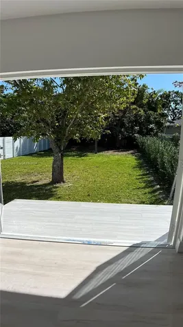 2800 SW 25th Street Miami FL 33133