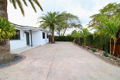 15300 SW 299th Street Homestead FL 33033