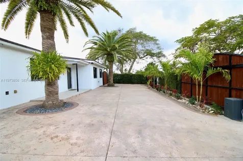 15300 SW 299th Street Homestead FL 33033