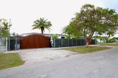 15300 SW 299th Street Homestead FL 33033