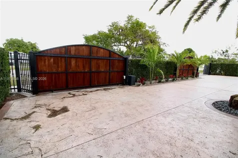 15300 SW 299th Street Homestead FL 33033