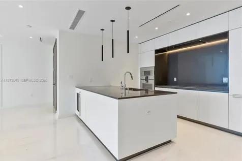 300 Biscayne Boulevard Way Miami FL 33131
