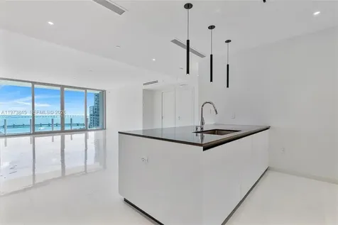 300 Biscayne Boulevard Way Miami FL 33131
