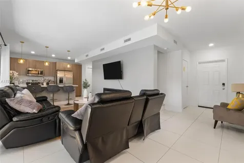 206 NW 11th Court Florida City FL 33034