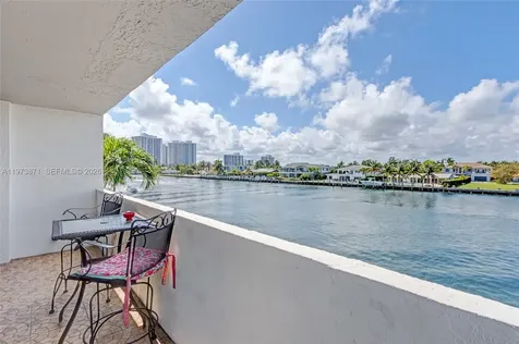 2017 S Ocean Drive Hallandale Beach FL 33009