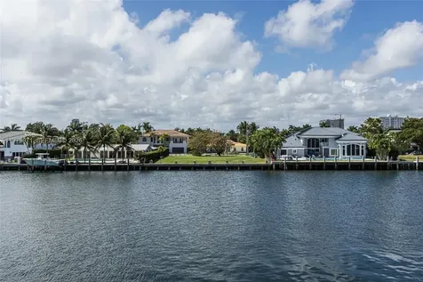 2017 S Ocean Drive Hallandale Beach FL 33009