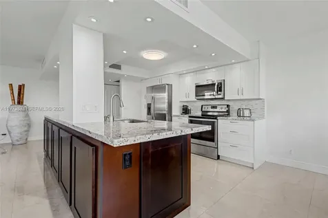 2017 S Ocean Drive Hallandale Beach FL 33009
