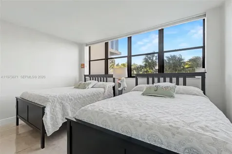 2017 S Ocean Drive Hallandale Beach FL 33009