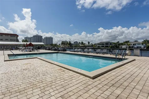 2017 S Ocean Drive Hallandale Beach FL 33009