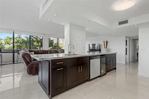 2017 S Ocean Drive Hallandale Beach FL 33009