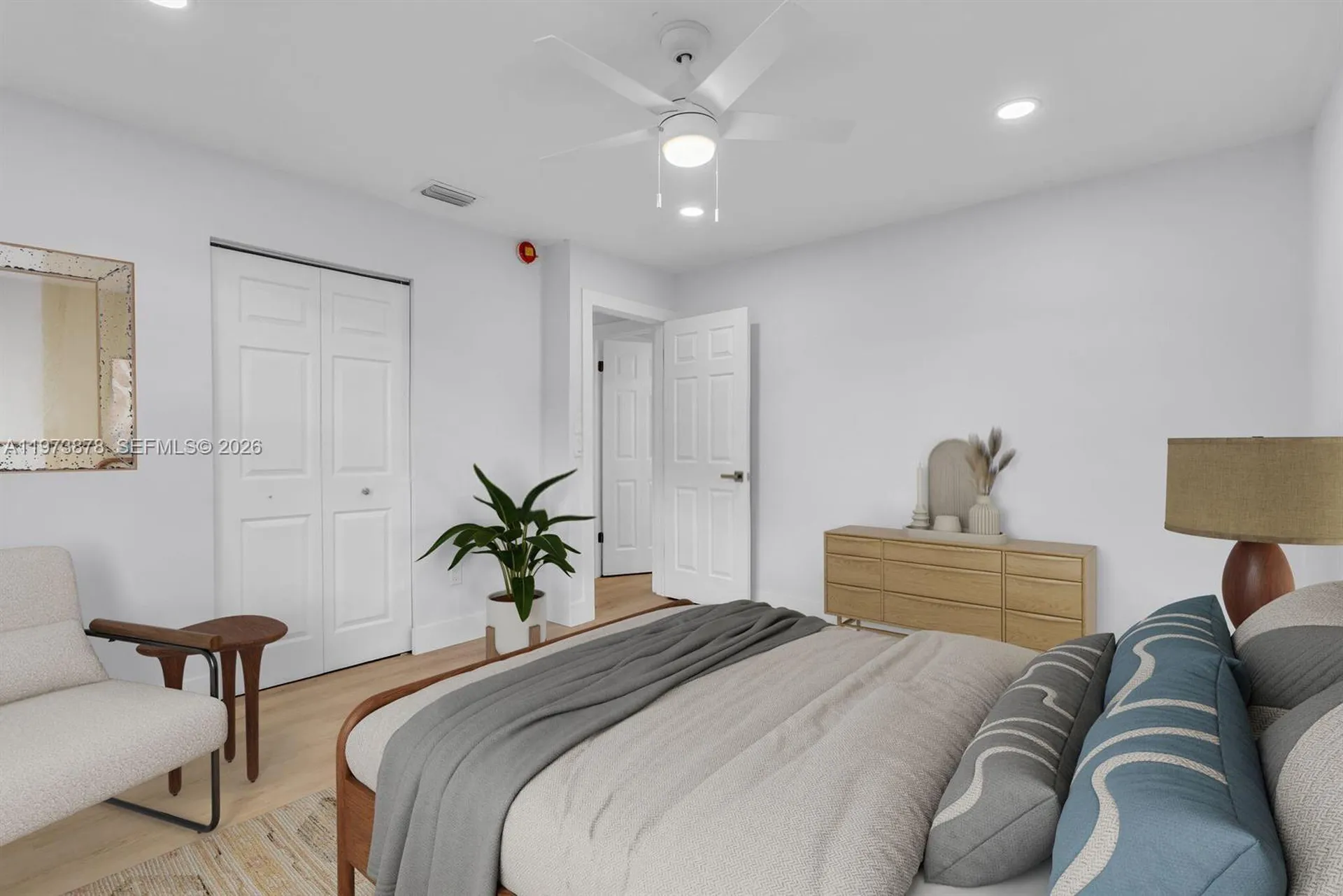 8535 Casa Del Lago Boca Raton FL 33433