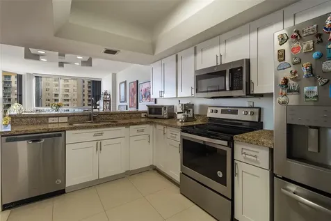 520 Brickell Key Drive Miami FL 33131