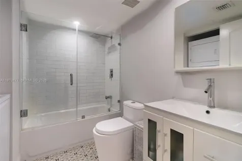 520 Brickell Key Drive Miami FL 33131