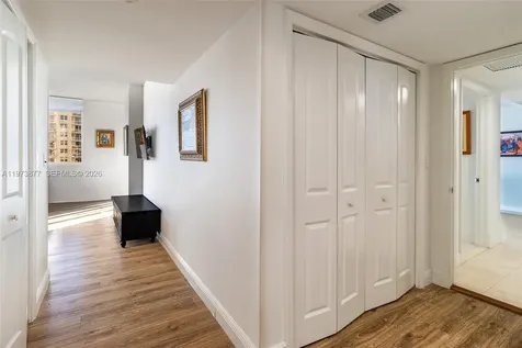 520 Brickell Key Drive Miami FL 33131
