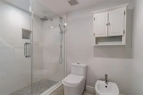 520 Brickell Key Drive Miami FL 33131