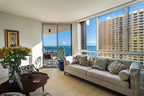 520 Brickell Key Drive Miami FL 33131