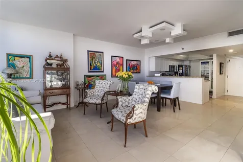 520 Brickell Key Drive Miami FL 33131