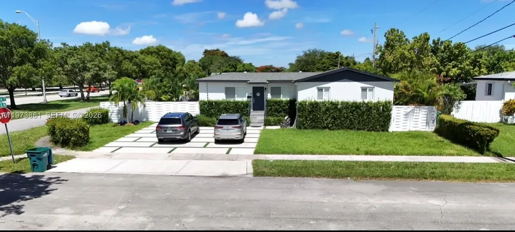 2401 SW 83rd Avenue Miami FL 33155