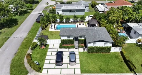 2401 SW 83rd Avenue Miami FL 33155