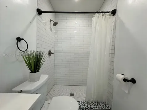 2401 SW 83rd Avenue Miami FL 33155