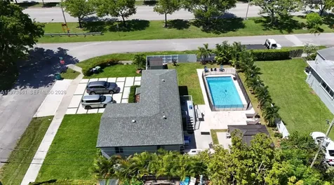 2401 SW 83rd Avenue Miami FL 33155