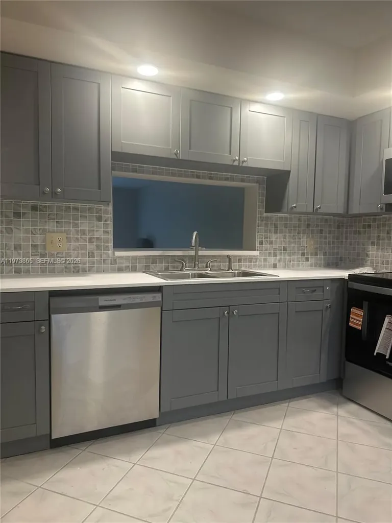 12800 SW 7th Court Pembroke Pines FL 33027