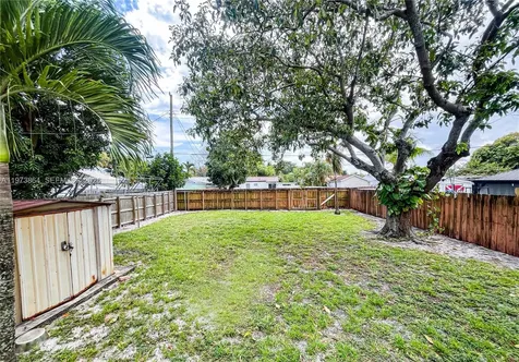 2330 Scott Street Hollywood FL 33020
