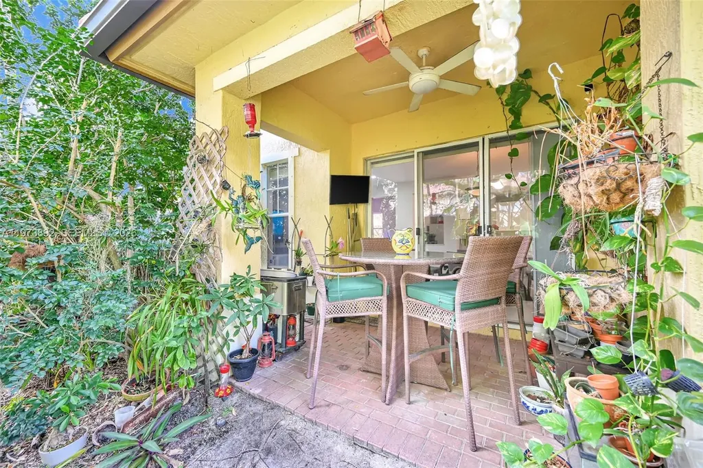 5731 NW 120th Avenue Coral Springs FL 33076