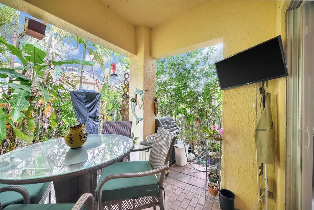 5731 NW 120th Avenue Coral Springs FL 33076