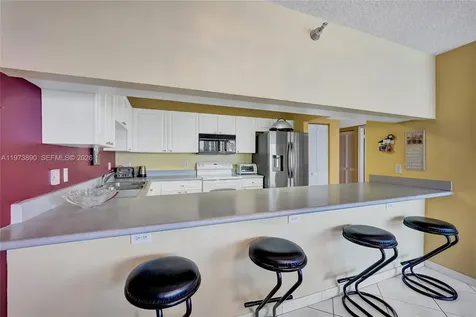 17700 N Bay Road Sunny Isles Beach FL 33160