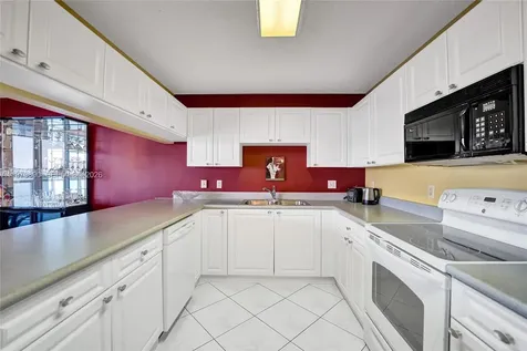 17700 N Bay Road Sunny Isles Beach FL 33160