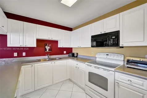 17700 N Bay Road Sunny Isles Beach FL 33160