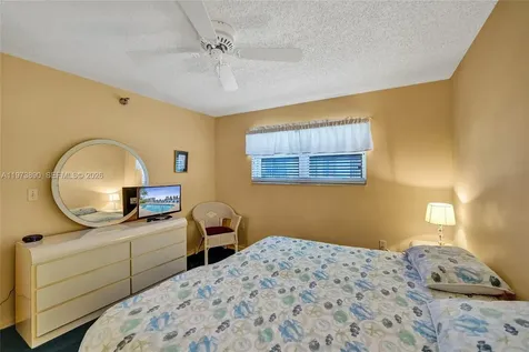 17700 N Bay Road Sunny Isles Beach FL 33160