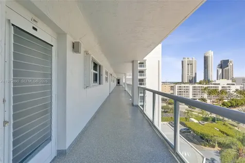 17700 N Bay Road Sunny Isles Beach FL 33160