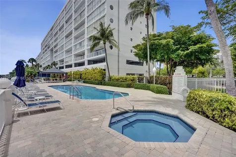 17700 N Bay Road Sunny Isles Beach FL 33160