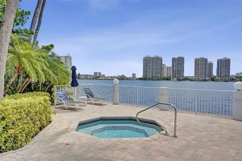 17700 N Bay Road Sunny Isles Beach FL 33160