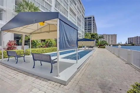 17700 N Bay Road Sunny Isles Beach FL 33160