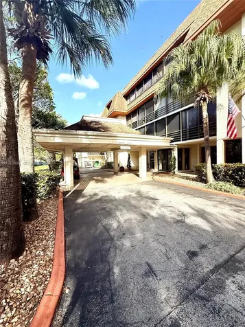 671 NE 195th Street Miami FL 33179