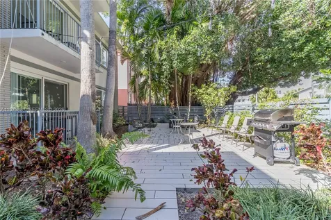740 Meridian Avenue Miami Beach FL 33139