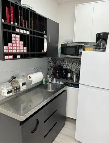 16774 NW 67th Avenue Hialeah FL 33015