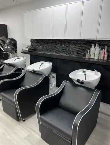 16774 NW 67th Avenue Hialeah FL 33015