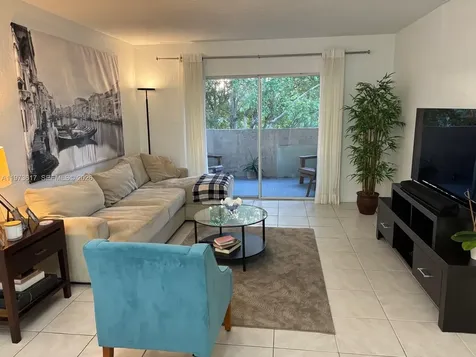 6884 N Kendall Drive Pinecrest FL 33156