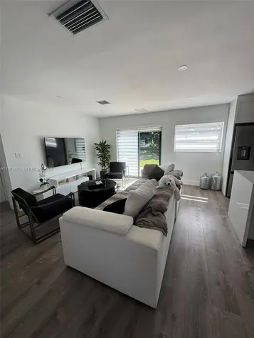 12534 SW 27th Street Miami FL 33175