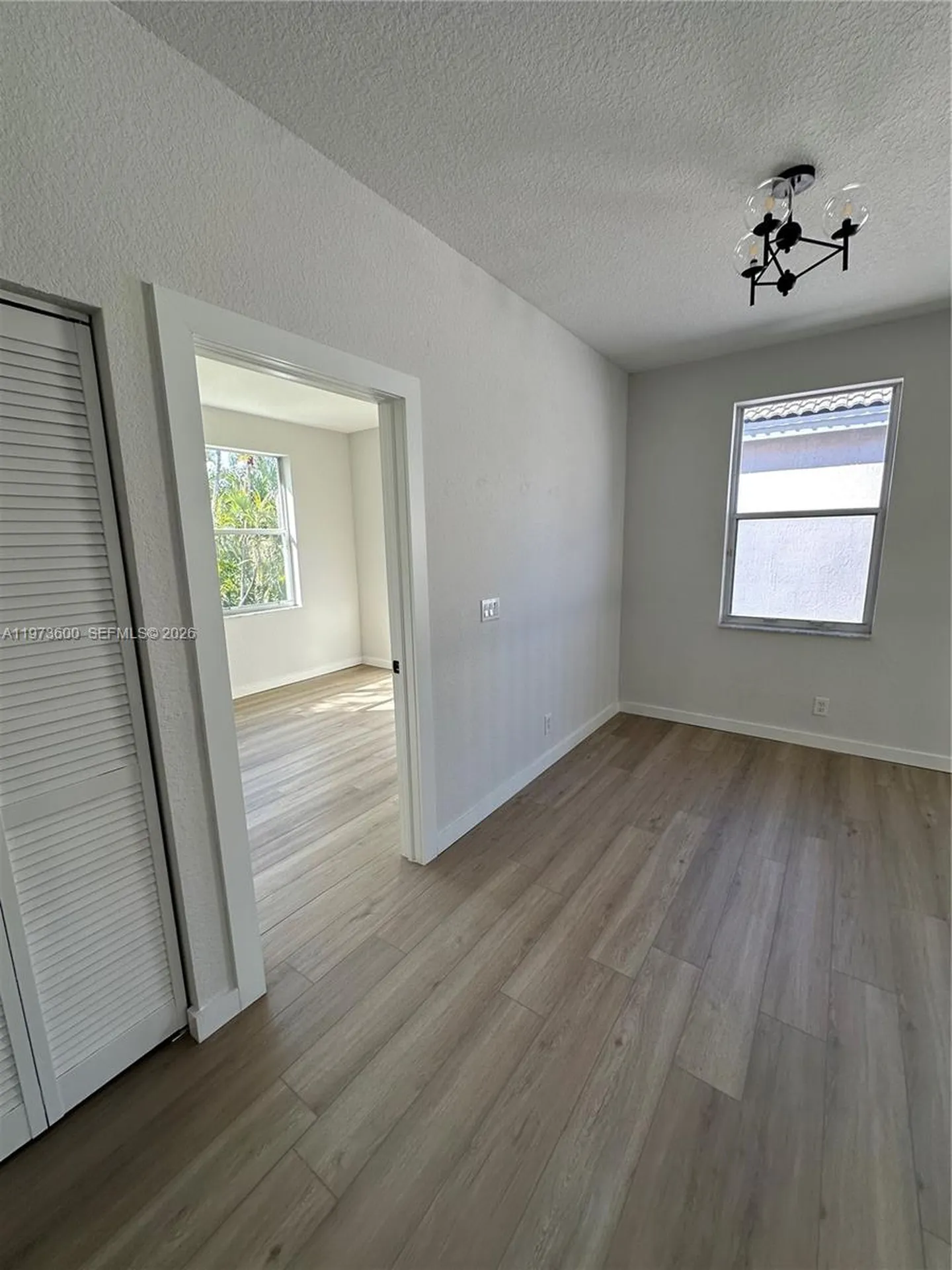 4946 SW 38th Way Hollywood FL 33312